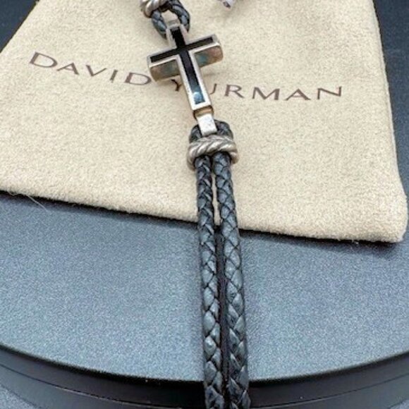 DAVID YURMAN Streamline® Cross Station Leather Bracelet - Picture 6 of 8